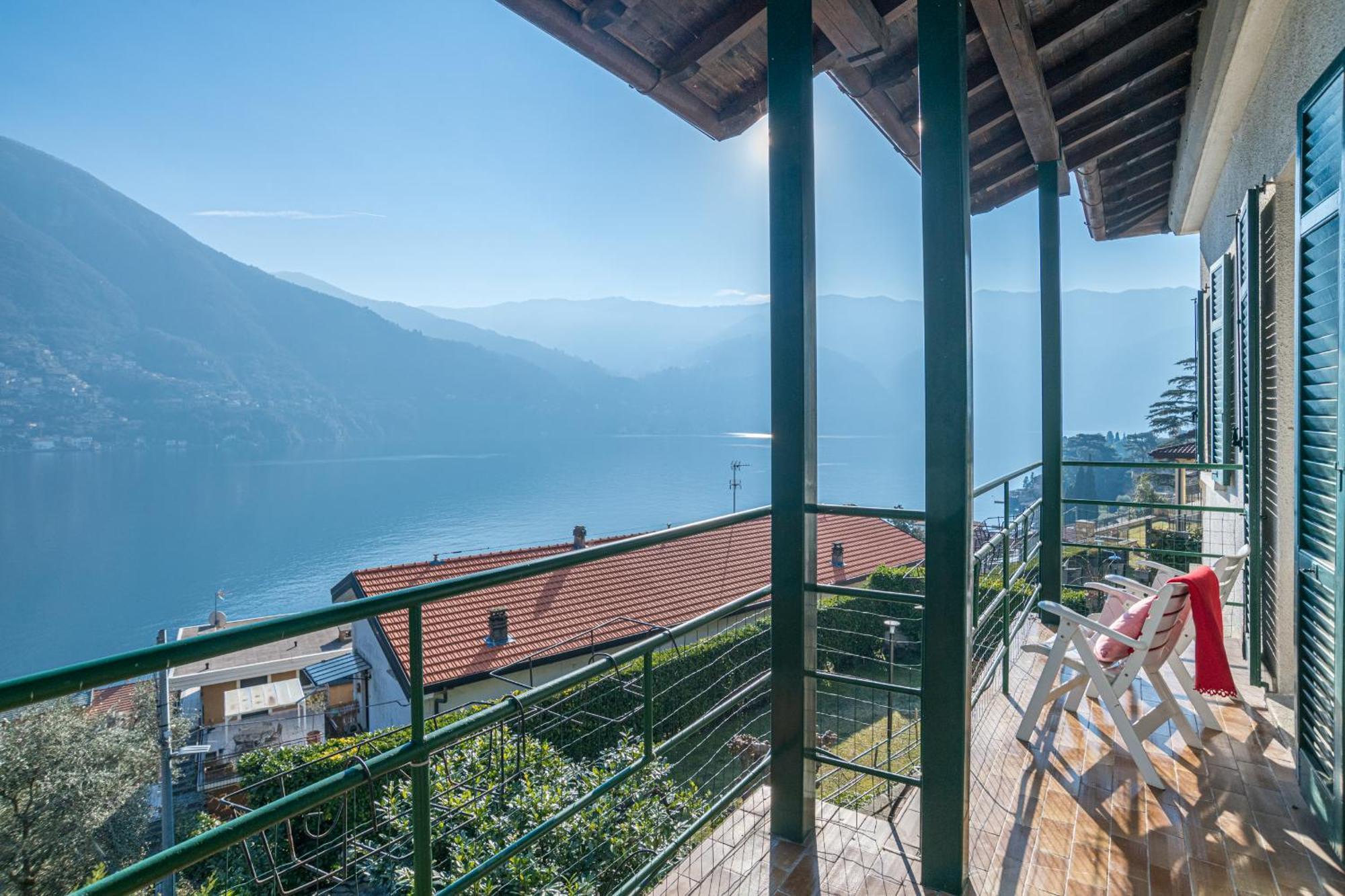 Casa Bambu - Splendida Vista Lago E Posto Auto Laglio Exteriér fotografie